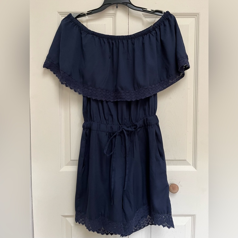 Style house Off the Shoulder Navy Romper Size M